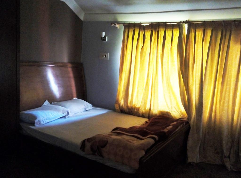 Jeelani Guest House Srīnagar Zewnętrze zdjęcie