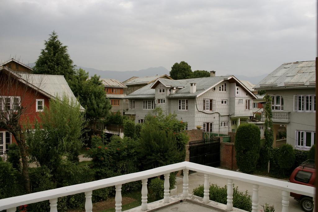 Jeelani Guest House Srīnagar Zewnętrze zdjęcie